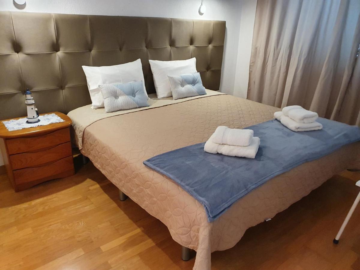 פונשל Apartamentos Navio Azul מראה חיצוני תמונה