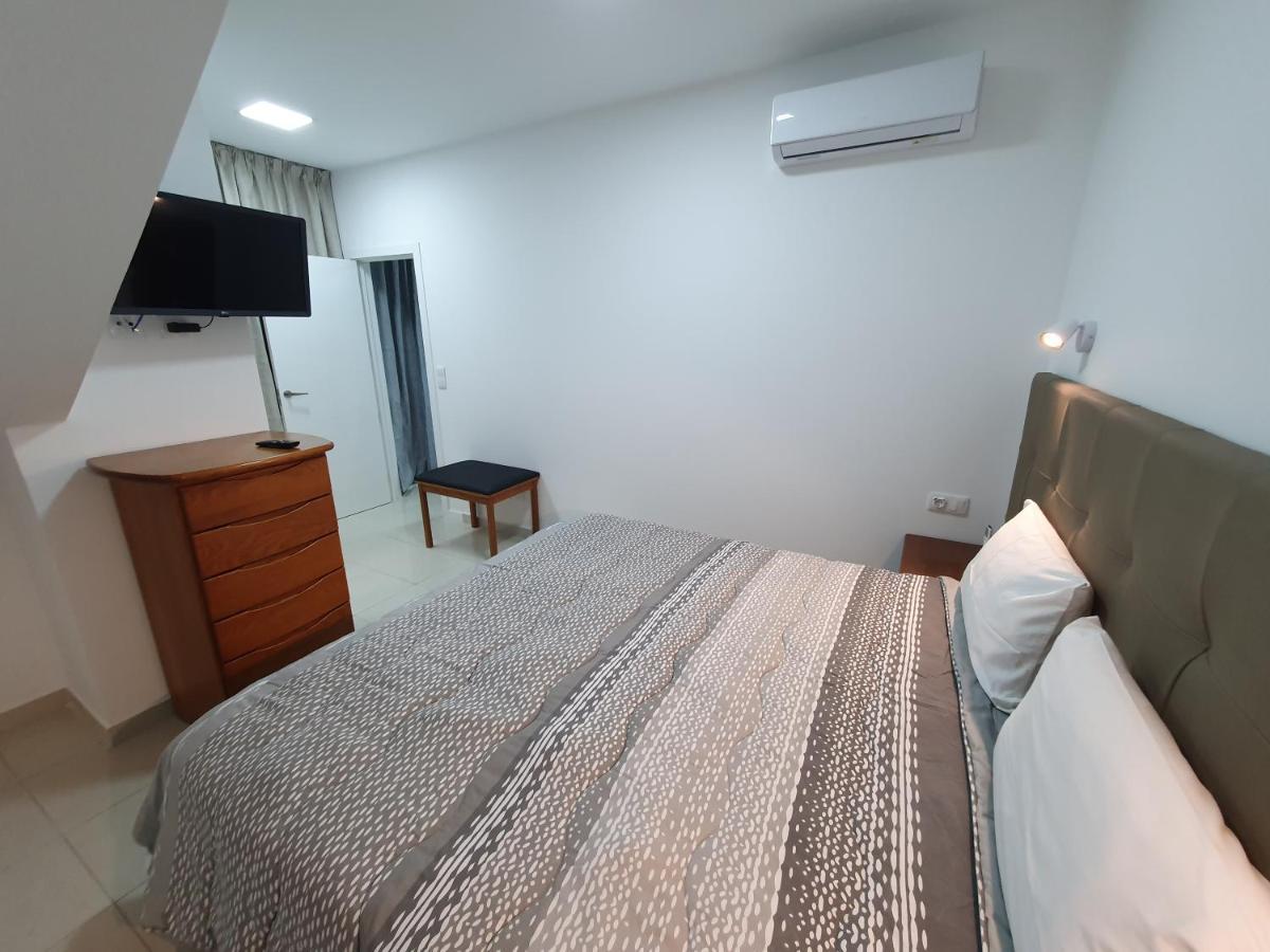 פונשל Apartamentos Navio Azul מראה חיצוני תמונה